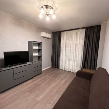Сдается 1-комнатная квартира, 42,1 м²