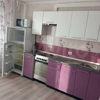 Сдается 1-комнатная квартира, 39 м²
