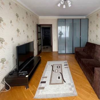 Сдается 1-комнатная квартира, 41 м²
