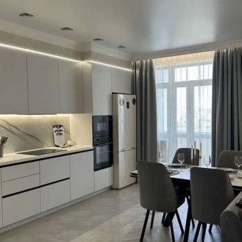Сдается Многокомнатная квартира, 90 м²