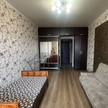 Сдается 1-комнатная квартира, 38 м²