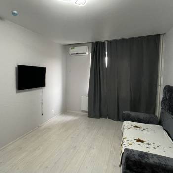 Сдается 1-комнатная квартира, 37,5 м²