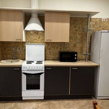Сдается 1-комнатная квартира, 40 м²