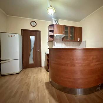 Сдается 1-комнатная квартира, 38 м²