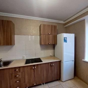 Сдается 1-комнатная квартира, 40 м²