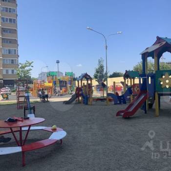 Сдается 1-комнатная квартира, 45 м²