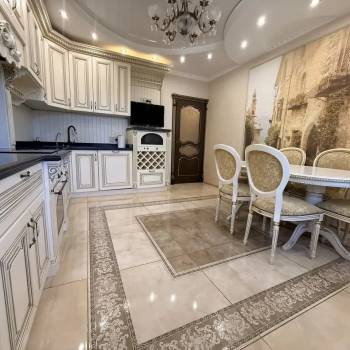 Сдается 2-х комнатная квартира, 71 м²