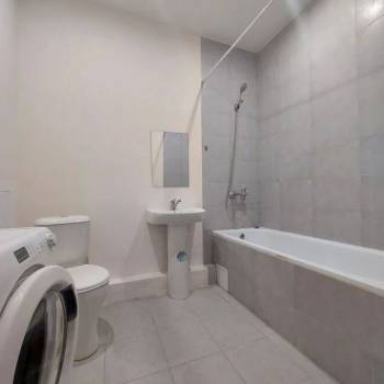 Продается 1-комнатная квартира, 37,4 м²