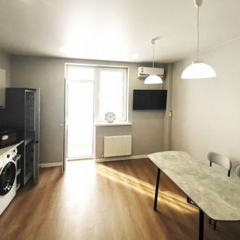 Сдается 1-комнатная квартира, 40 м²