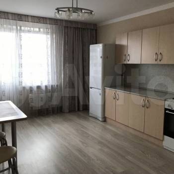 Сдается 2-х комнатная квартира, 70 м²