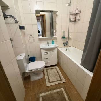 Сдается 1-комнатная квартира, 35 м²