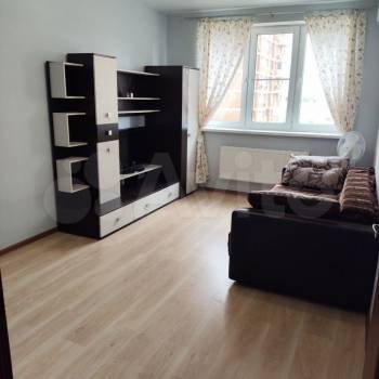 Сдается 1-комнатная квартира, 39,6 м²