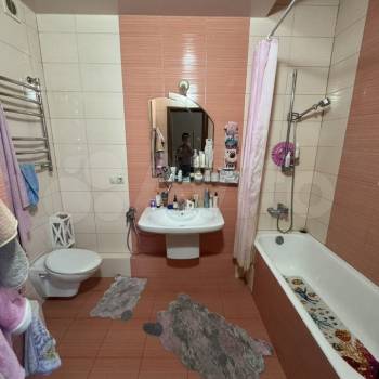Продается Многокомнатная квартира, 113 м²