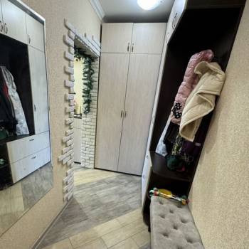 Продается Многокомнатная квартира, 113 м²