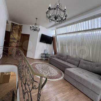Продается Многокомнатная квартира, 113 м²
