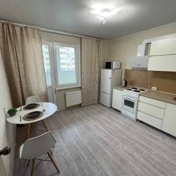 Сдается 1-комнатная квартира, 37,9 м²