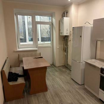 Сдается 1-комнатная квартира, 38 м²