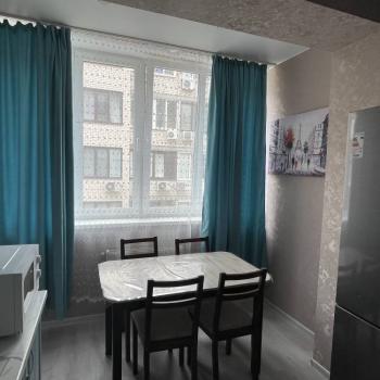 Сдается 1-комнатная квартира, 39 м²