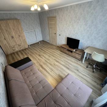 Сдается 1-комнатная квартира, 38 м²