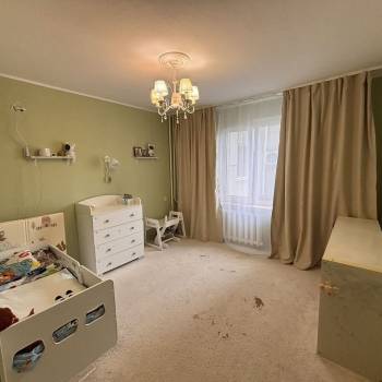 Продается Многокомнатная квартира, 72 м²