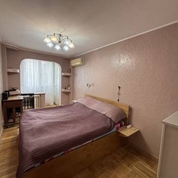Продается Многокомнатная квартира, 72 м²