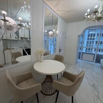 Продается 2-х комнатная квартира, 56 м²