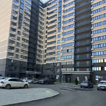 Продается 1-комнатная квартира, 37,4 м²
