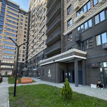 Продается 1-комнатная квартира, 37,4 м²