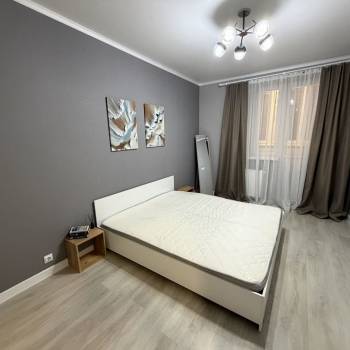 Продается 1-комнатная квартира, 37,4 м²