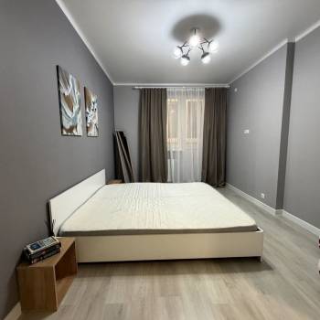 Продается 1-комнатная квартира, 37,4 м²