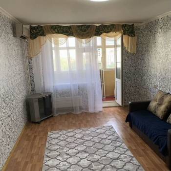 Продается 1-комнатная квартира, 37 м²