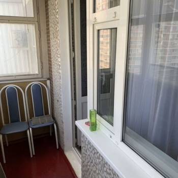 Продается 1-комнатная квартира, 37 м²
