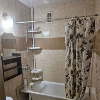 Продается 3-х комнатная квартира, 57,8 м²