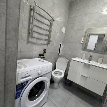 Сдается 1-комнатная квартира, 42 м²