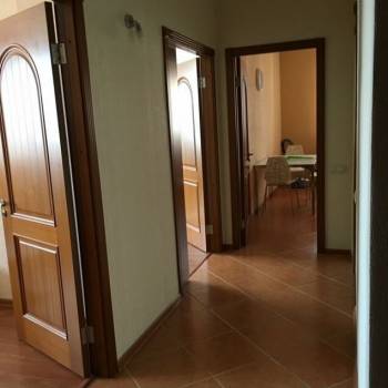 Сдается 2-х комнатная квартира, 80 м²