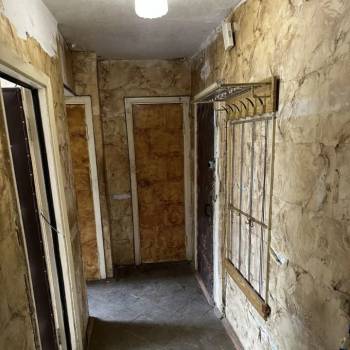 Продается Многокомнатная квартира, 61 м²
