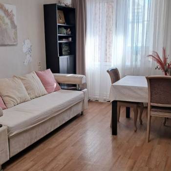 Продается 3-х комнатная квартира, 82 м²