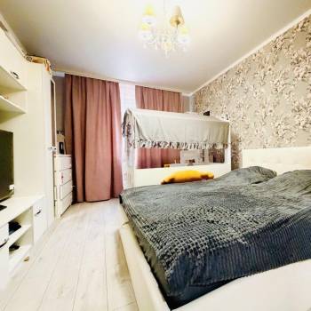 Продается 1-комнатная квартира, 38,6 м²