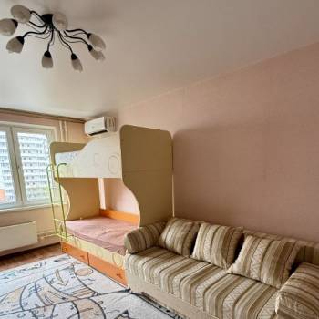 Продается 2-х комнатная квартира, 65 м²