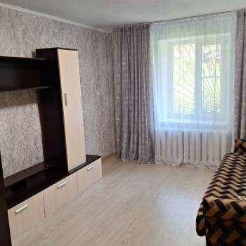 Сдается 1-комнатная квартира, 32 м²