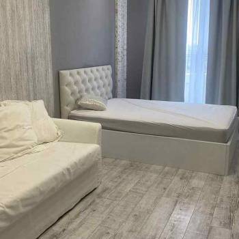 Сдается 1-комнатная квартира, 42 м²