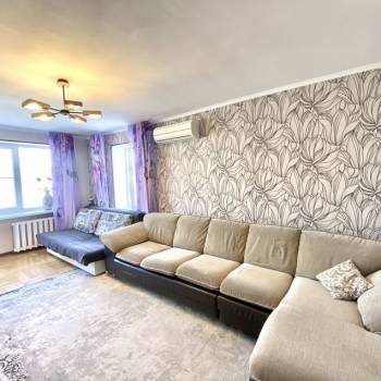 Продается 3-х комнатная квартира, 58 м²