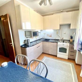 Продается 3-х комнатная квартира, 58 м²