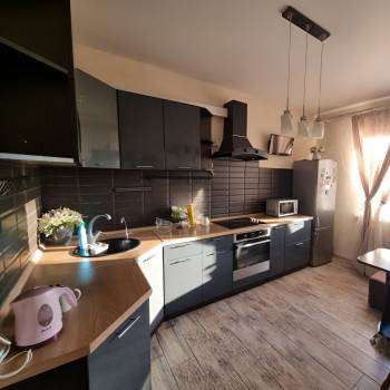 Продается 1-комнатная квартира, 40,6 м²