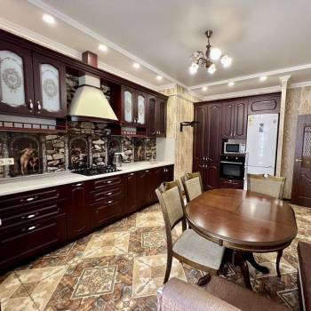 Продается 3-х комнатная квартира, 117,3 м²