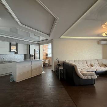 Продается 2-х комнатная квартира, 84 м²