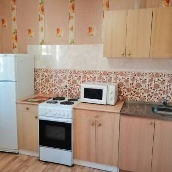 Сдается 1-комнатная квартира, 40 м²