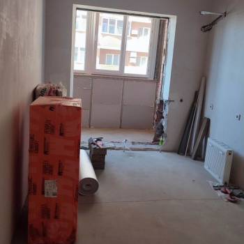 Продается 1-комнатная квартира, 42 м²