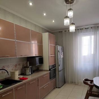 Продается 2-х комнатная квартира, 62 м²