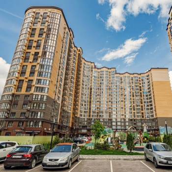 Продается 1-комнатная квартира, 37 м²